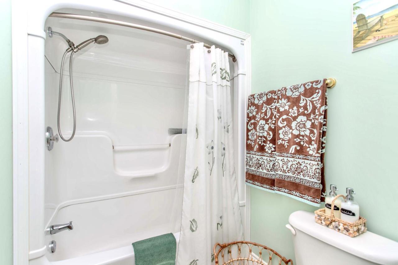 ナイアガラ・フォールズ レッドウッド ベッド アンド ブレックファースト Bed & Breakfast エクステリア 写真